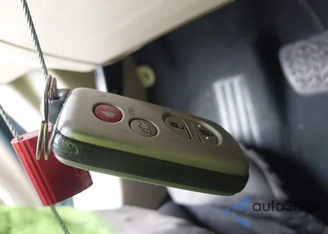 2010 Toyota Venza Base V6 z USA, uszkodzony, nr VIN 4T3BK3BB8AU044666